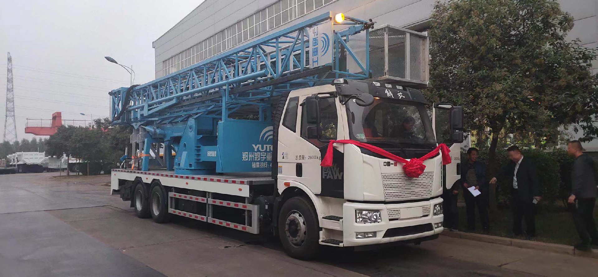 長(zhǎng)期橋檢車租賃.jpg 長(zhǎng)期橋檢車租賃.jpg